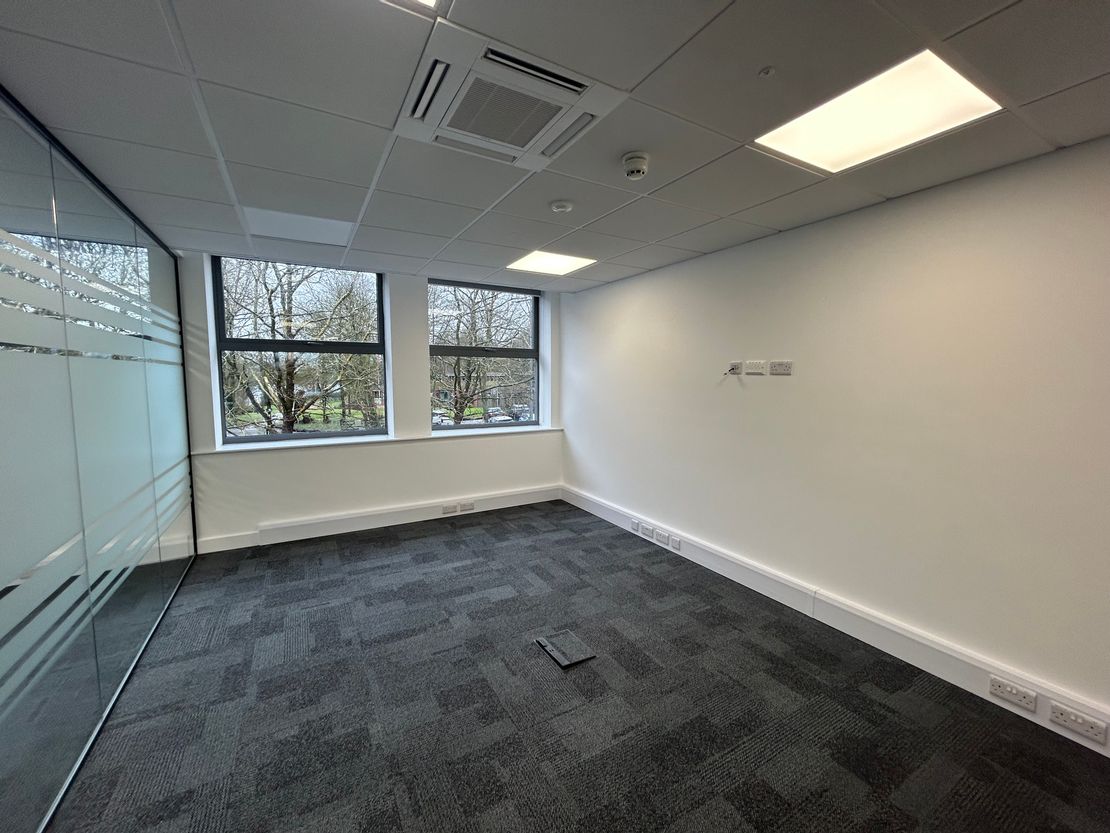 9&10 Lakeview House, Bond Avenue, Mount Farm, Milton Keynes, MK1 1TJ
