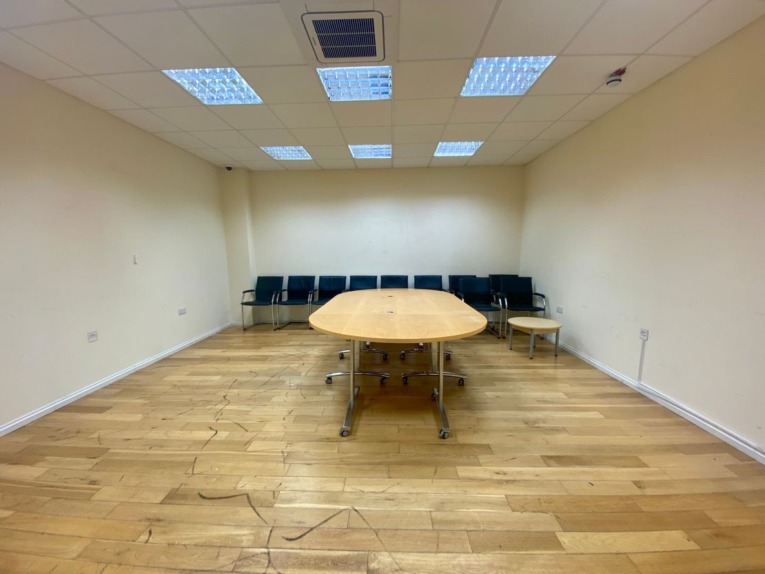 Unit 8A, Premier Business Park, Dencora Way, Luton, Bedfordshire, LU3 3HP