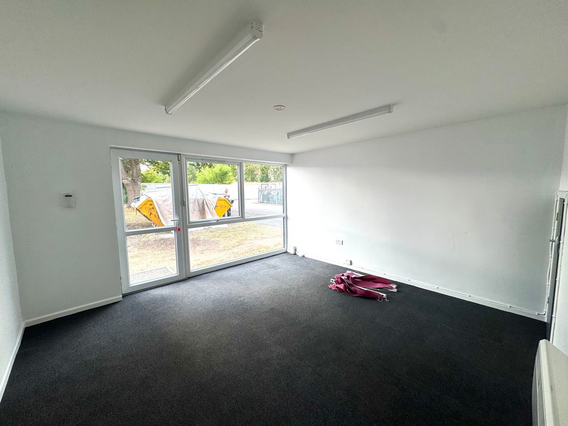 Unit B4, Chase Road, Bury St Edmunds, Suffolk, IP32 6NT