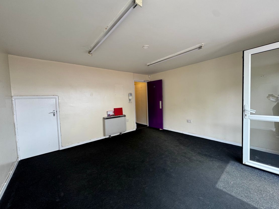 Unit B4, Chase Road, Bury St Edmunds, Suffolk, IP32 6NT