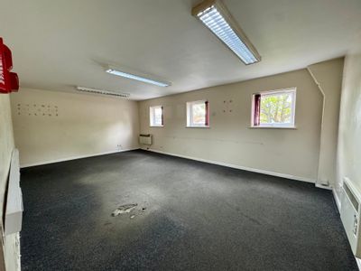 Property Image for Unit B4, Chase Road, Bury St Edmunds, Suffolk, IP32 6NT