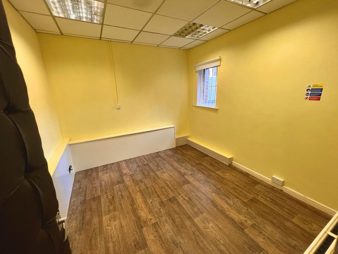 10-12 Wellington Street, Luton, LU1 2QH