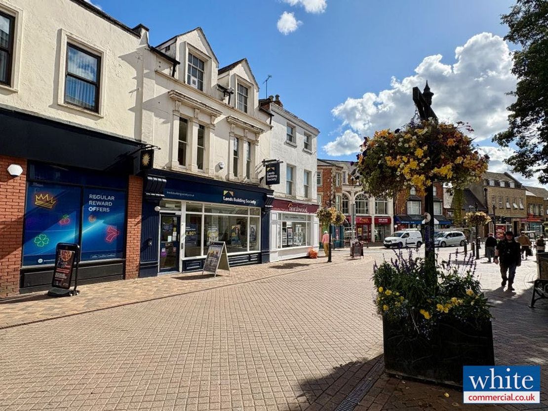 19 High Street, Banbury, OX16 5EE