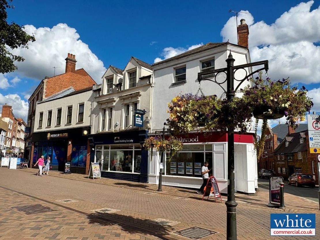 19 High Street, Banbury, OX16 5EE