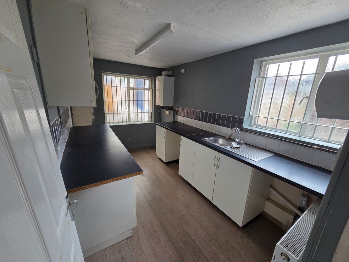 18 & 19 The Broadway, Thatcham, West Berkshire, RG19 3HX
