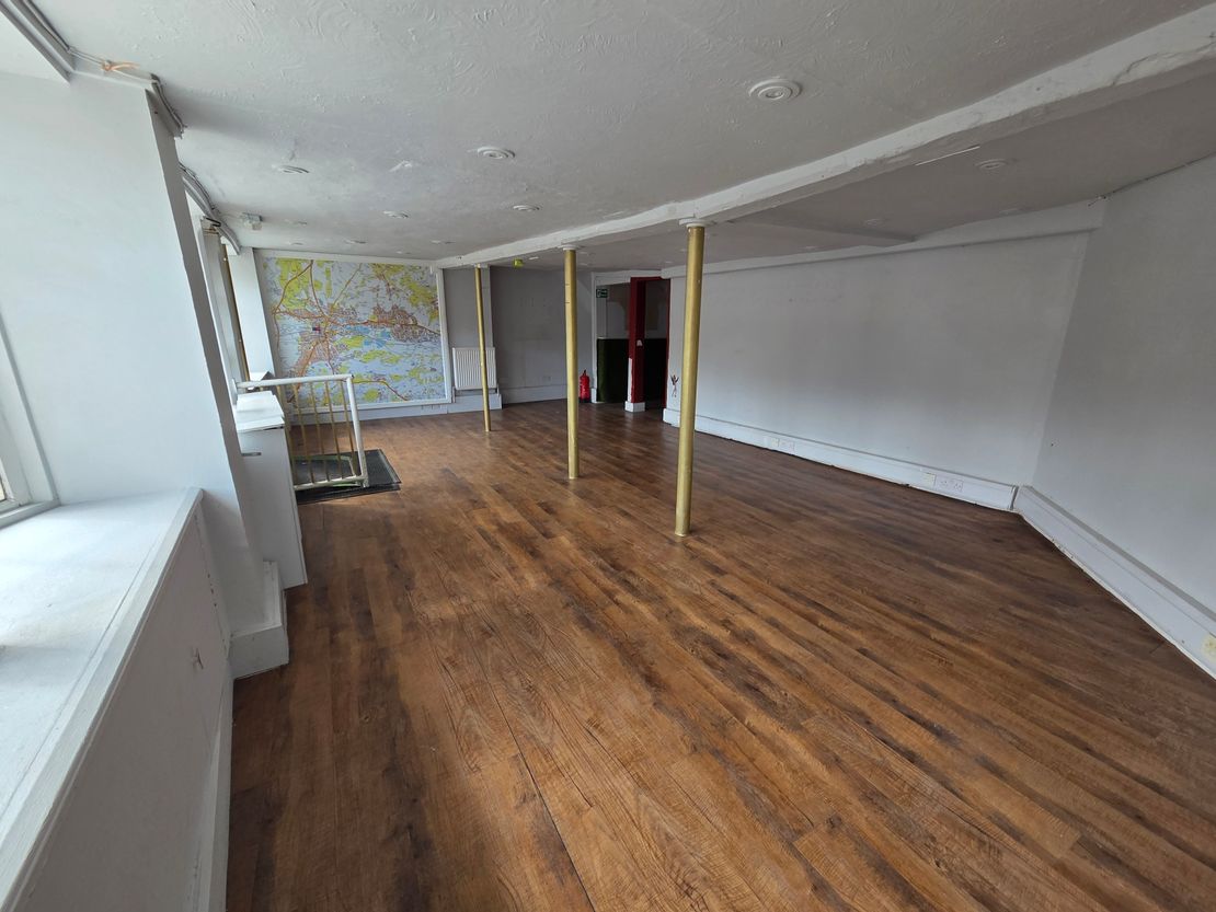 18 & 19 The Broadway, Thatcham, West Berkshire, RG19 3HX
