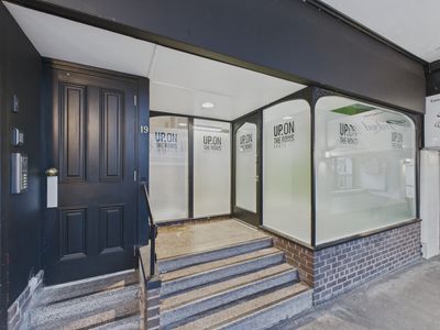Property Image for 19 Eastgate Row, Chester, Cheshire, CH1 1LG