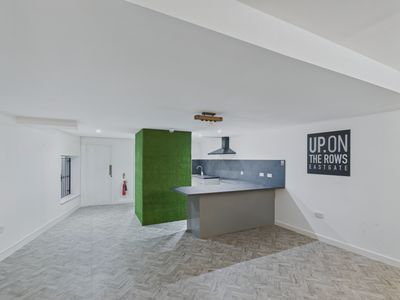 Property Image for 19 Eastgate Row, Chester, Cheshire, CH1 1LG