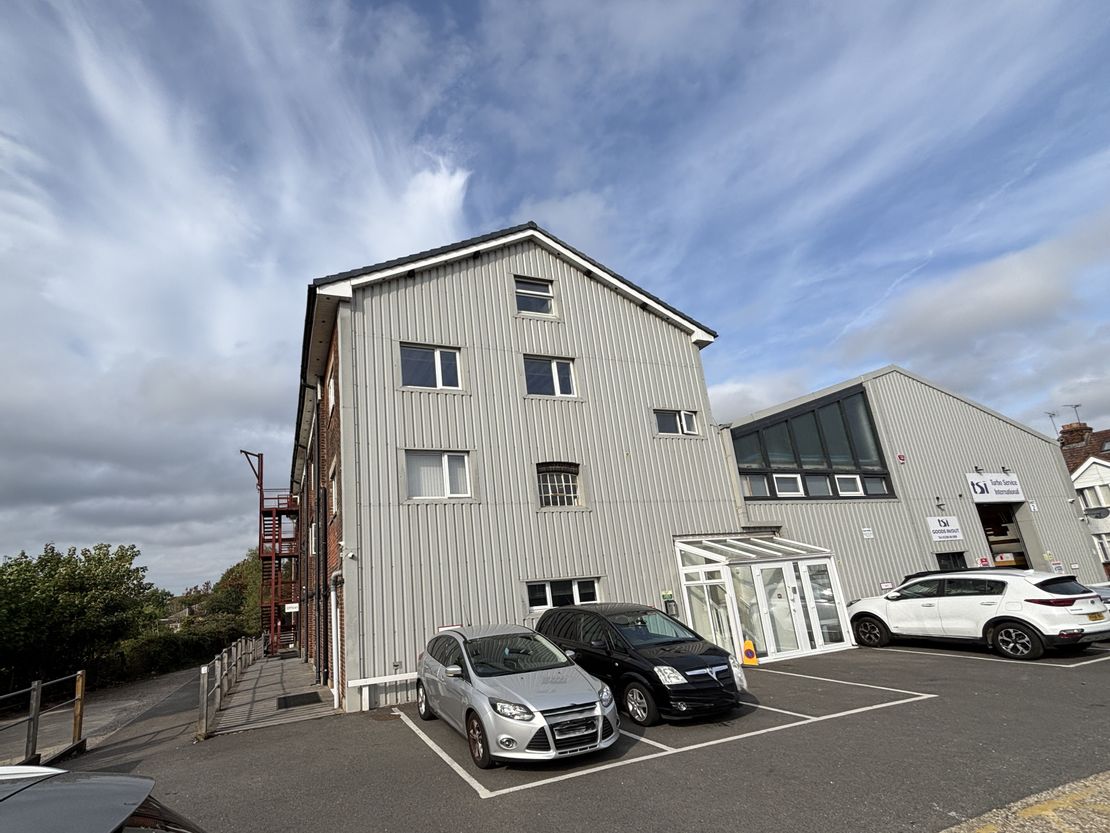 Suites At The Millhouse Business Centre, Mill Road, Totton, Southampton, SO40 3AE