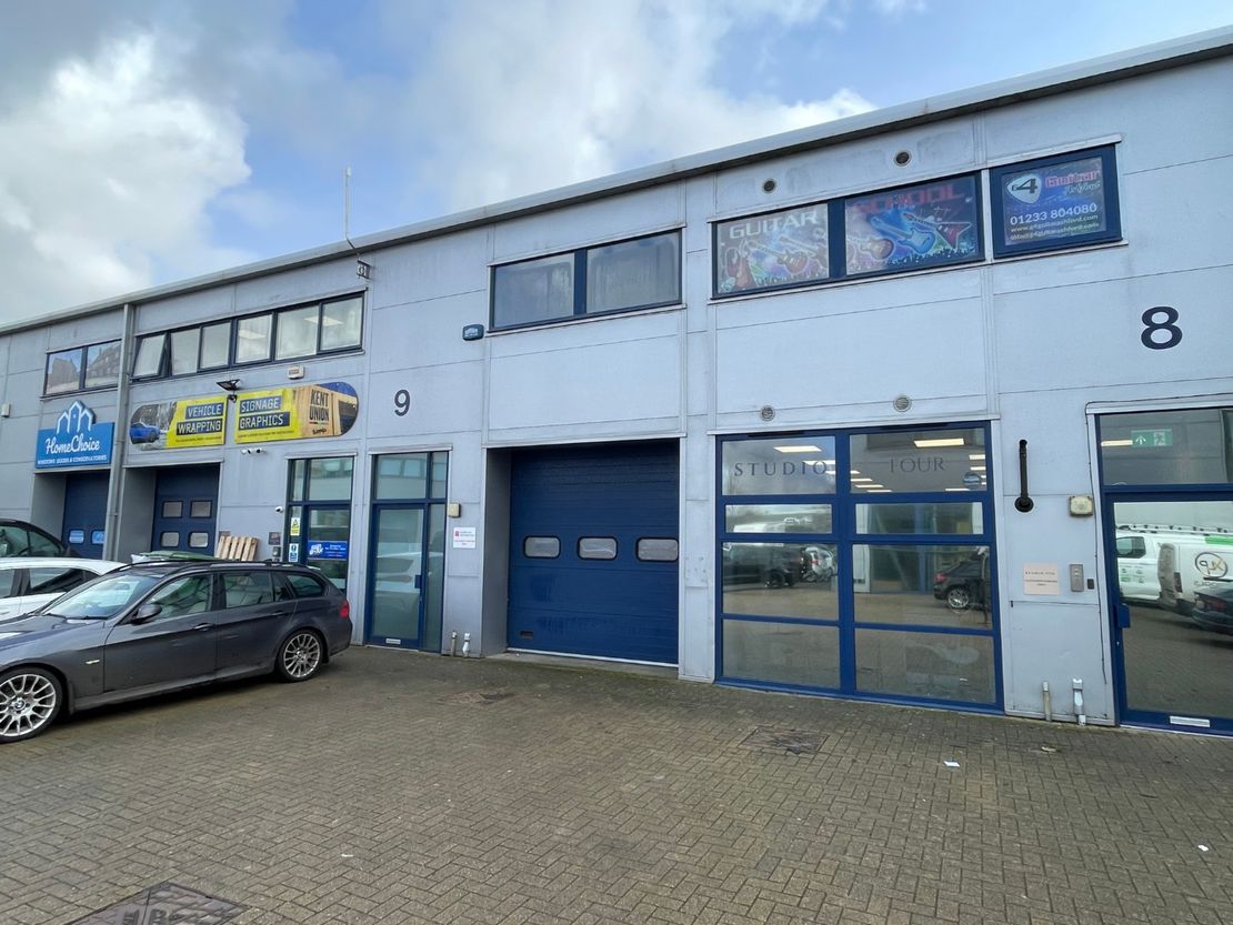 Unit 9, The Glenmore Centre, Moat Way, Ashford, Kent, TN24 0TL