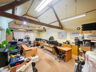 Property Image for 3 The Courtyard, Crondall, Farnham GU10 5DT