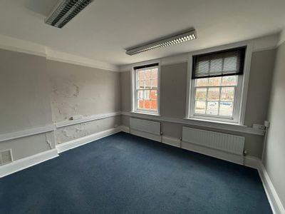 Property Image for 5 The Square, Petersfield, GU32 3HL
