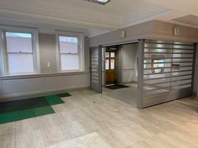 Property Image for 5 The Square, Petersfield, GU32 3HL