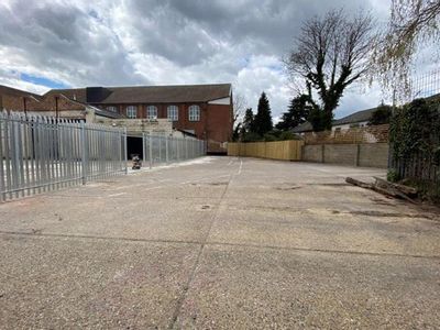Property Image for Yard 7, Handford Business Park, Ipswich, Suffolk, IP1 2BH
