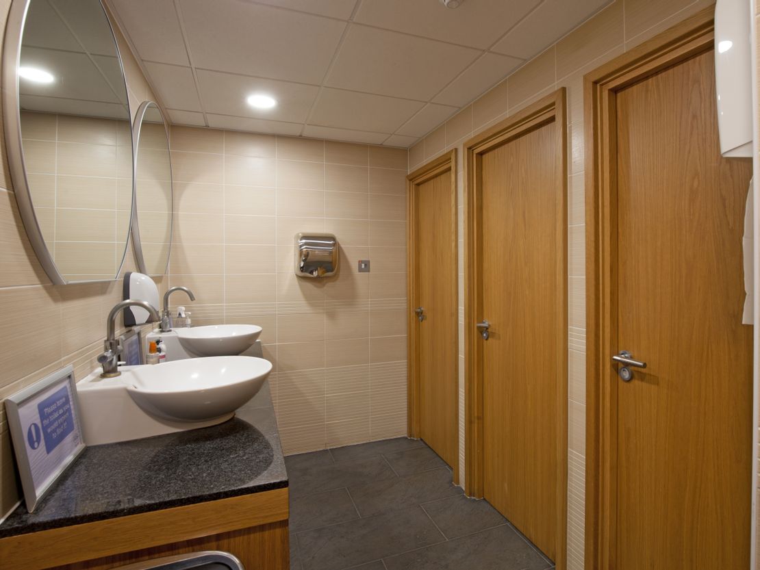 22-42 Freshwater Road, Dagenham, RM8 1RY