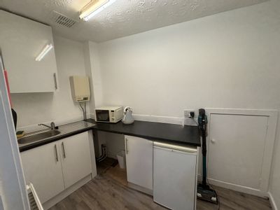Property Image for 62 Bank Street, Kilmarnock, KA1 1ER