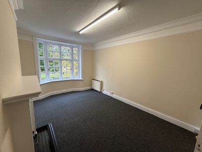 Property Image for Chester House, 9 Windsor End, Beaconsfield, Buckinghamshire, HP9 2JJ