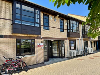 Property Image for 15 Signet Court, Cambridge, Cambridgeshire, CB5 8LA