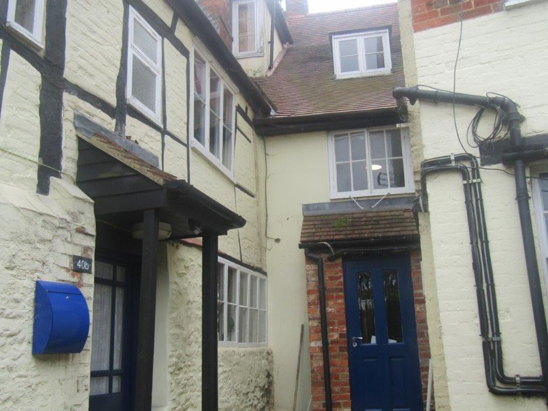40-42, High Street, Newport Pagnell, Bucks, MK16 8AQ