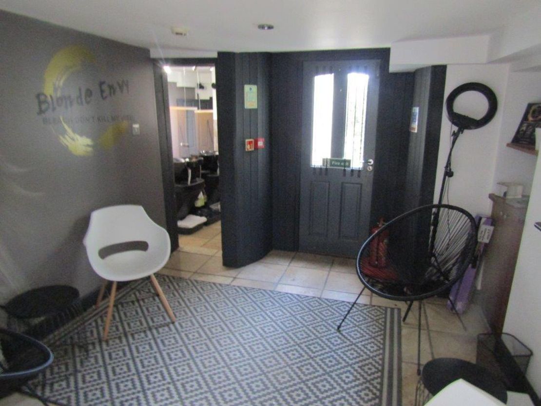 40-42, High Street, Newport Pagnell, Bucks, MK16 8AQ