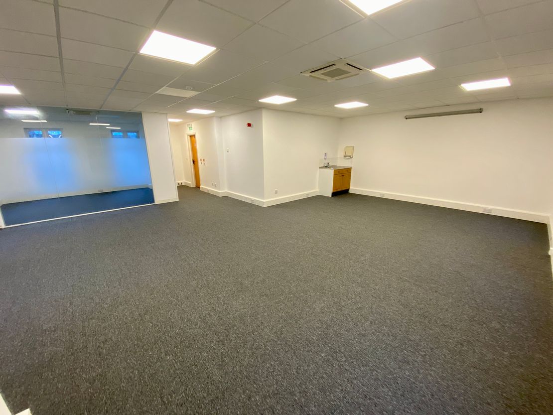 Unit 2 & 3, Vimy Court, Vimy Road, Leighton Buzzard, Bedfordshire, LU7 1FG