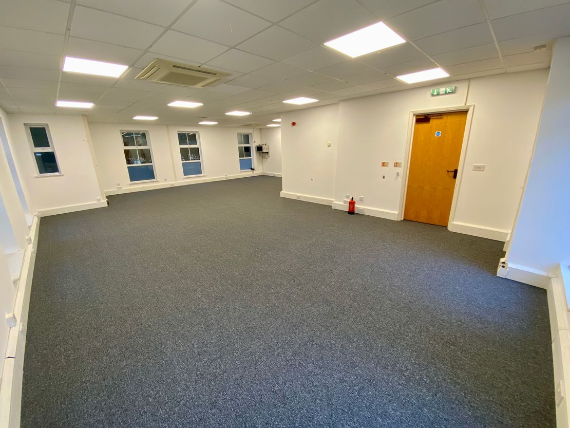 Unit 2 & 3, Vimy Court, Vimy Road, Leighton Buzzard, Bedfordshire, LU7 1FG