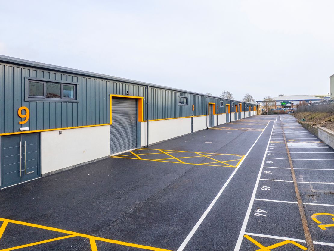 Unit 9, Folkestone Trade Park, Park Farm Road, Folkestone, Kent, CT19 5EY