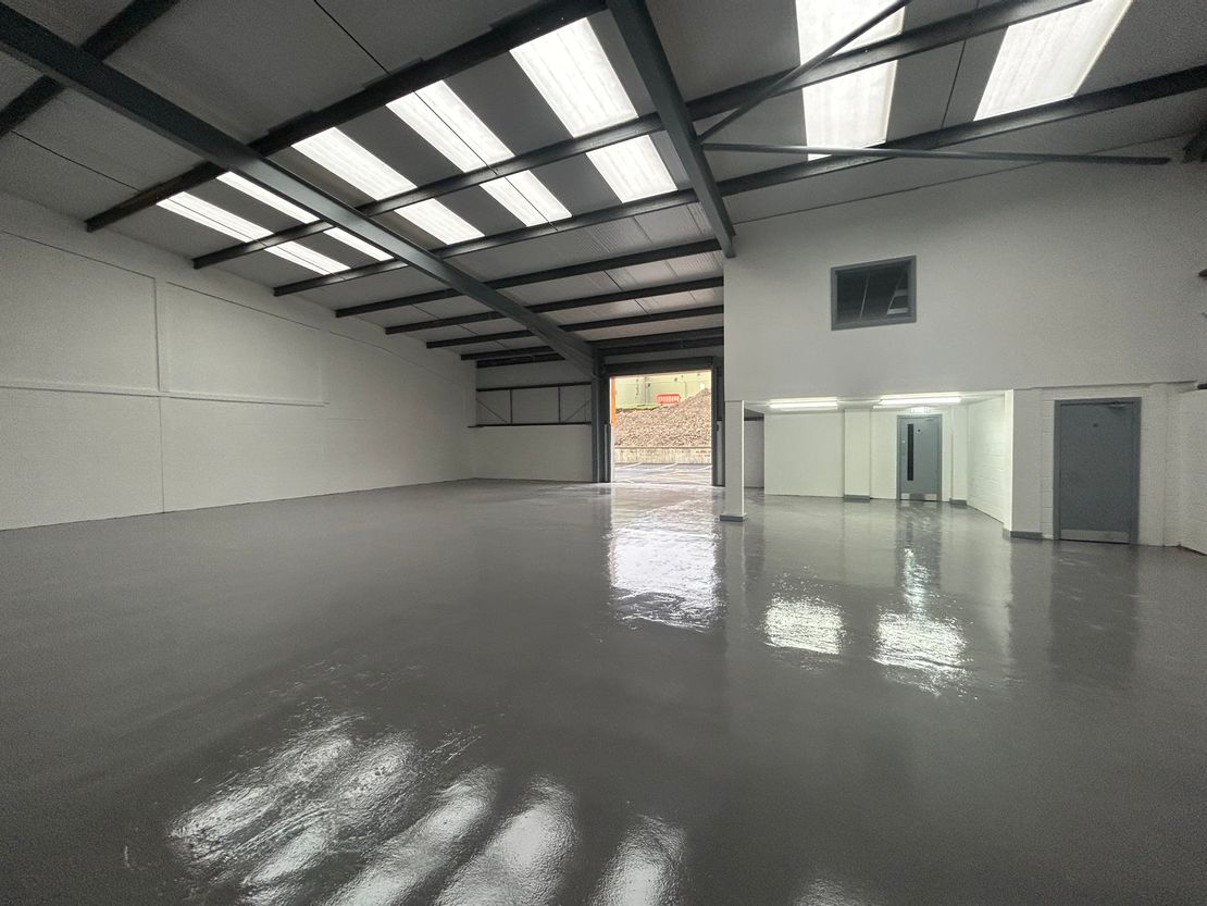 Unit 9, Folkestone Trade Park, Park Farm Road, Folkestone, Kent, CT19 5EY