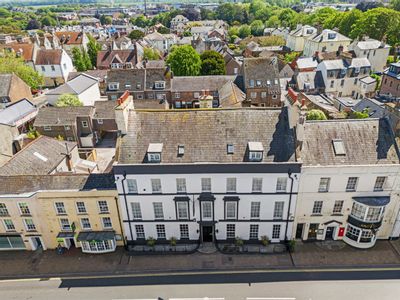 Property Image for The Wessex Royale Hotel, 32-33 High West Street, Dorchester, Dorset, DT1 1UP