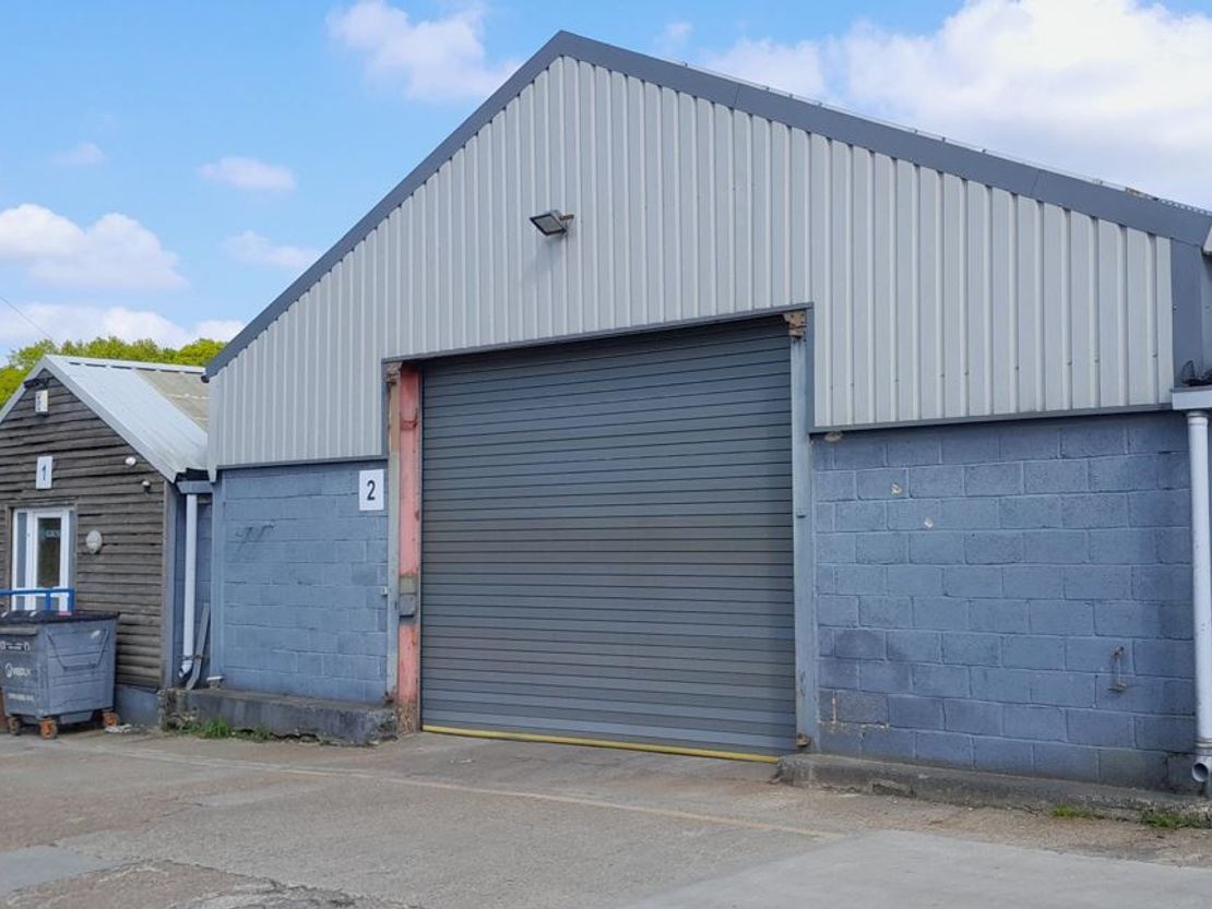 Units 1 & 2, Coles Yard, Bethersden, Ashford, Kent, TN26 3AT