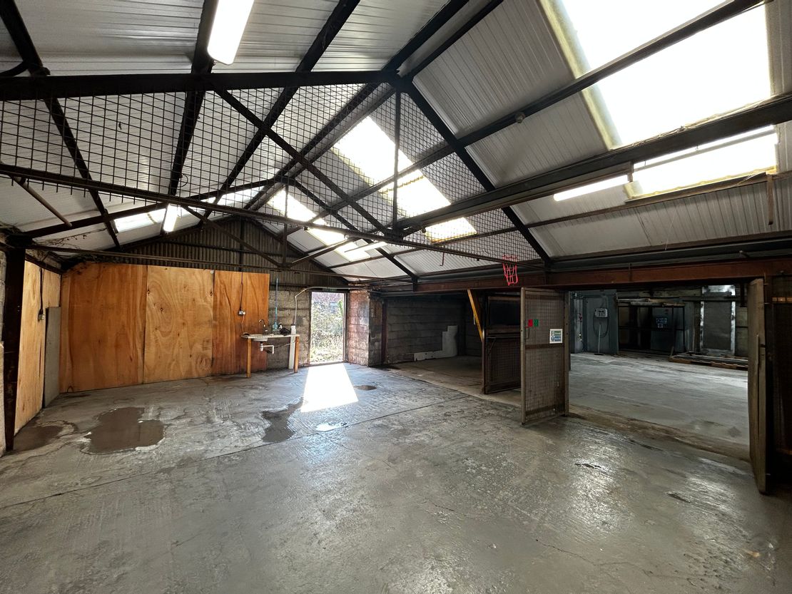 Units 1 & 2, Coles Yard, Bethersden, Ashford, Kent, TN26 3AT