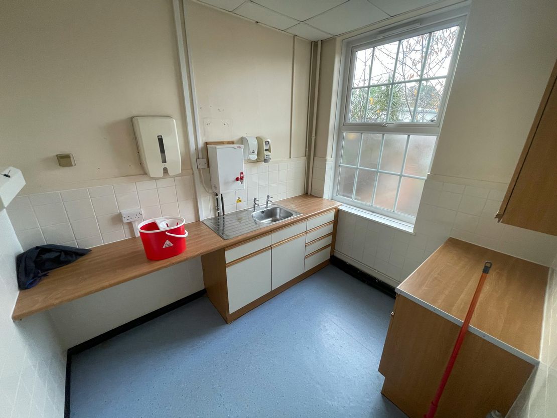Retford Hospital, North Road, Retford, DN22 7XF