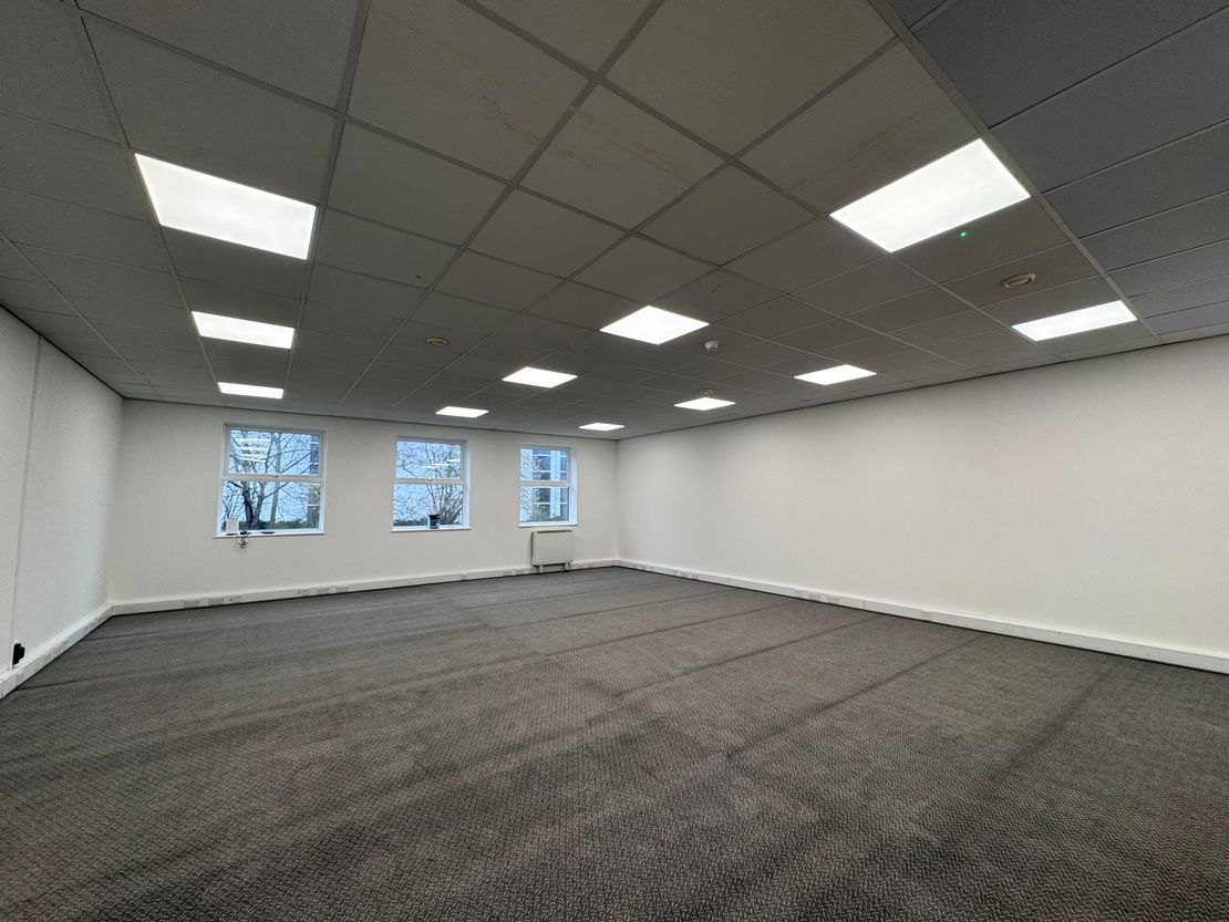 10A Stephenson Court, Fraser Road, Priory Business Park, Bedford, MK44 3WH