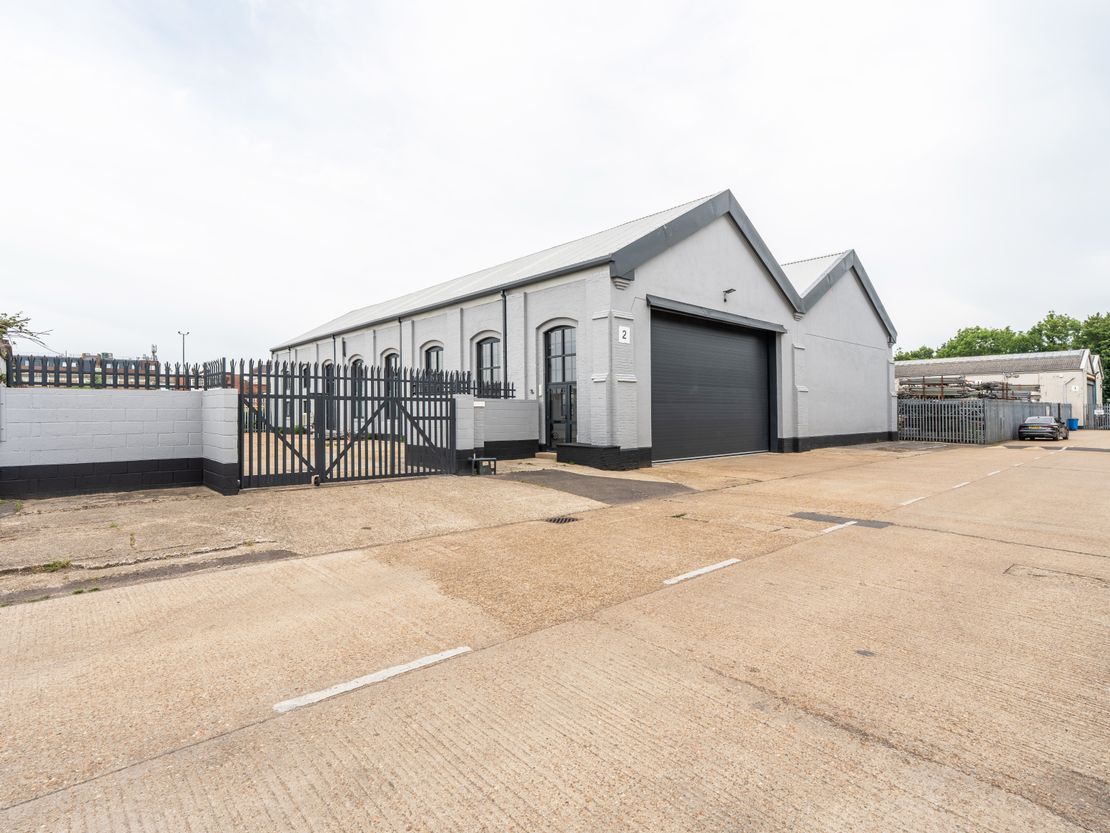 Unit 2 Barton Park Industrial Estate, Chickenhall Lane, Eastleigh, Hampshire, SO50 6RR