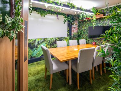Property Image for DeskLodge Beacon Tower, Colston Street, Bristol, City Of Bristol, BS1 4XE