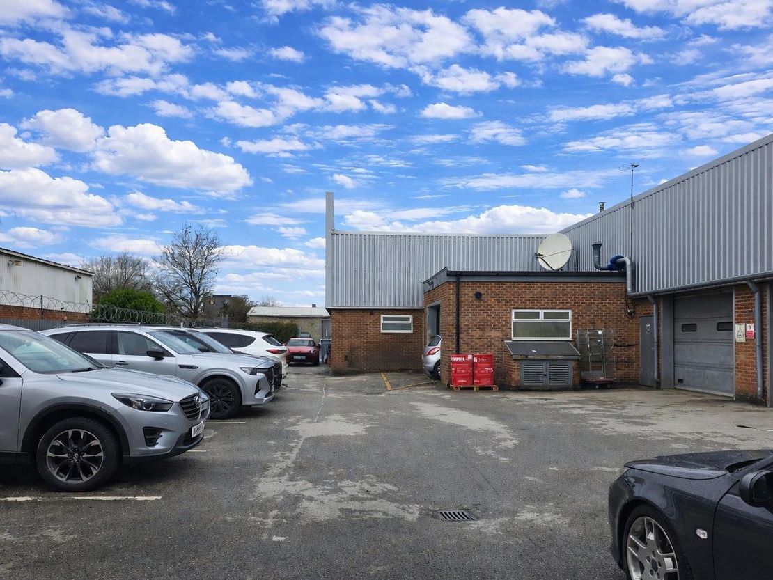 Former Mazda Showroom And Workshop, 8 & 118 Siddals Road, Derby, Derbyshire, DE1 2QD