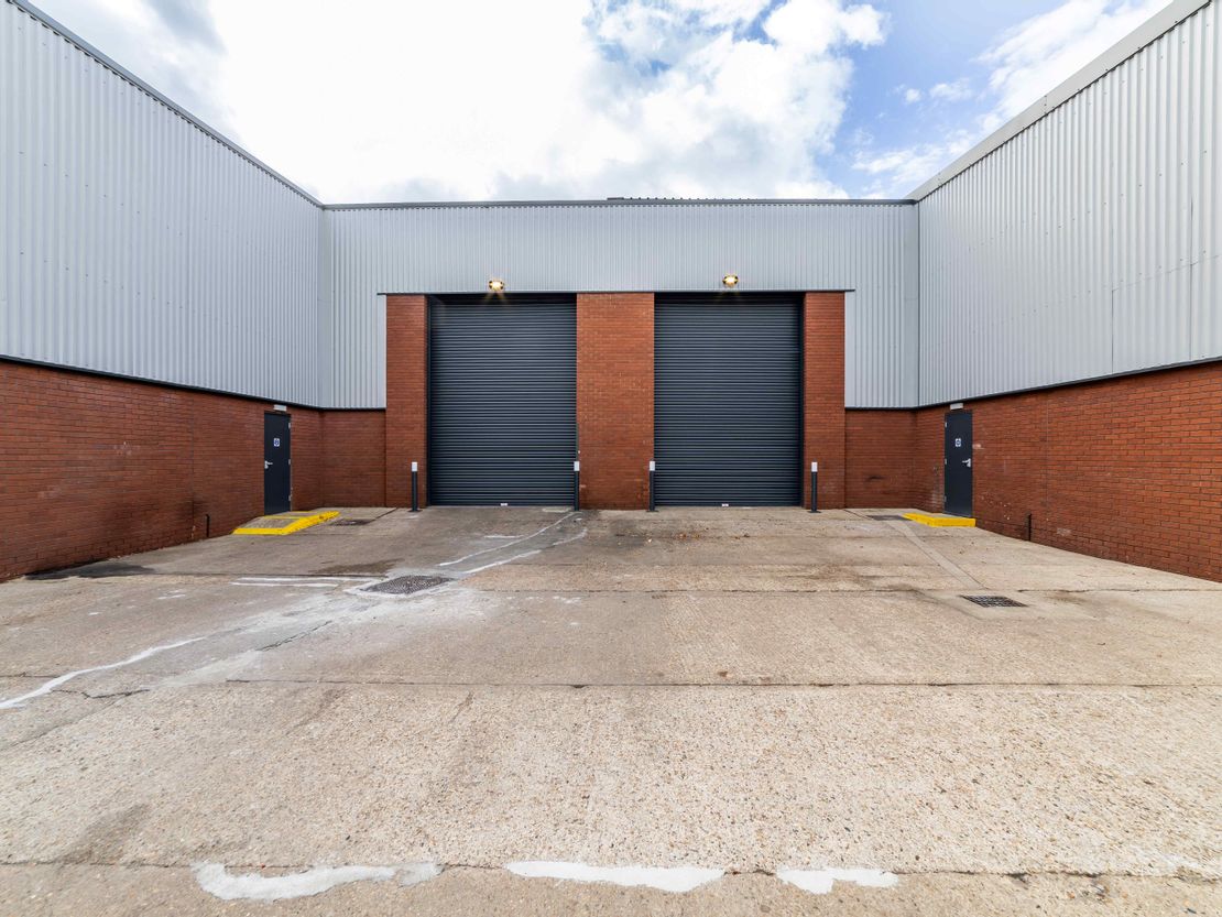 Unit 1 Heron Industrial Estate, Basingstoke Rd, Spencers Wood, Reading RG7 1PJ