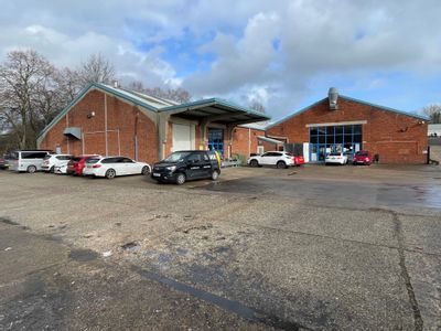 Property Image for 268 Elgar Rd S, Reading RG2 0BT