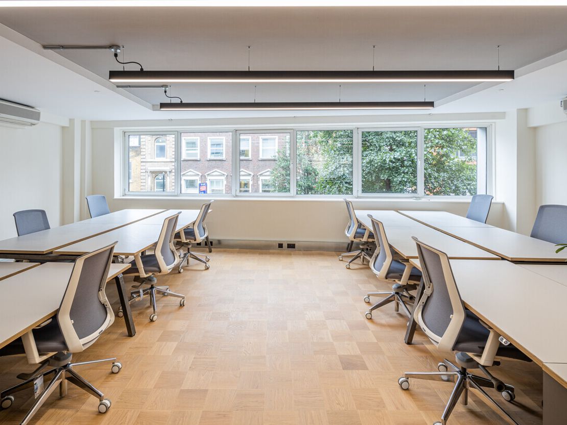 74-76 St John St, London EC1M 4DT