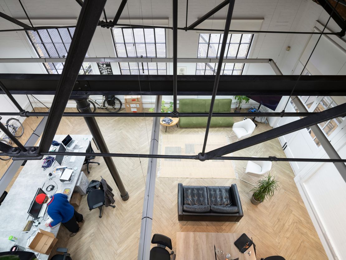 19 Waterside, 44-48 Wharf Road, Islington, N1 7UX