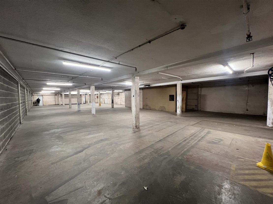Unit 1B, Calderdale Business Park, Club Lane, Halifax