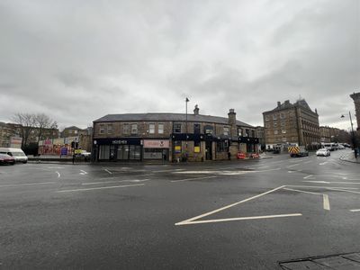 Property Image for 402 Bradford Road, Batley