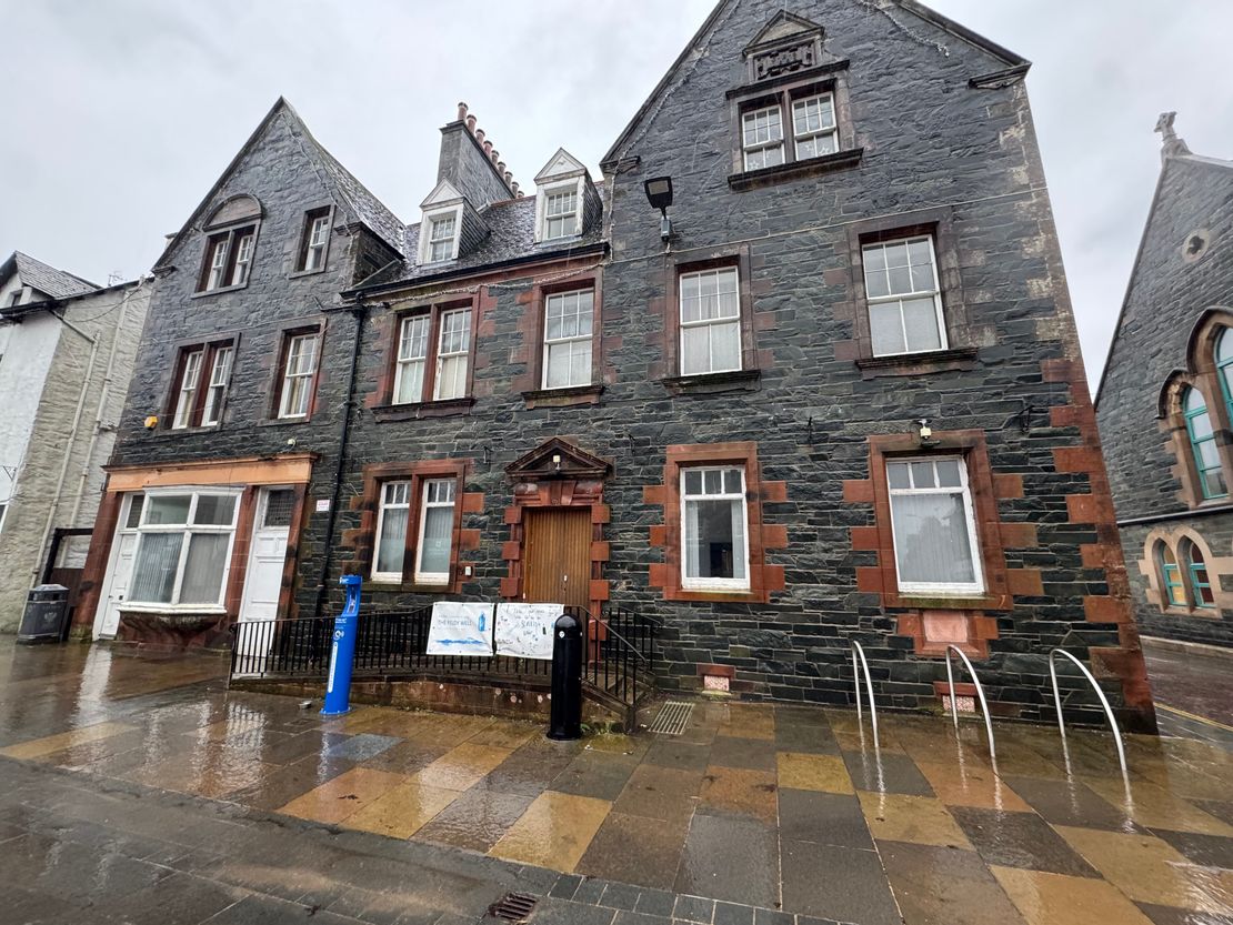 8 The Square, Aberfeldy, Perth And Kinross, PH15 2DD