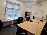 Property Image for 70 Park Street, Horsham, West Sussex, RH12 1BX
