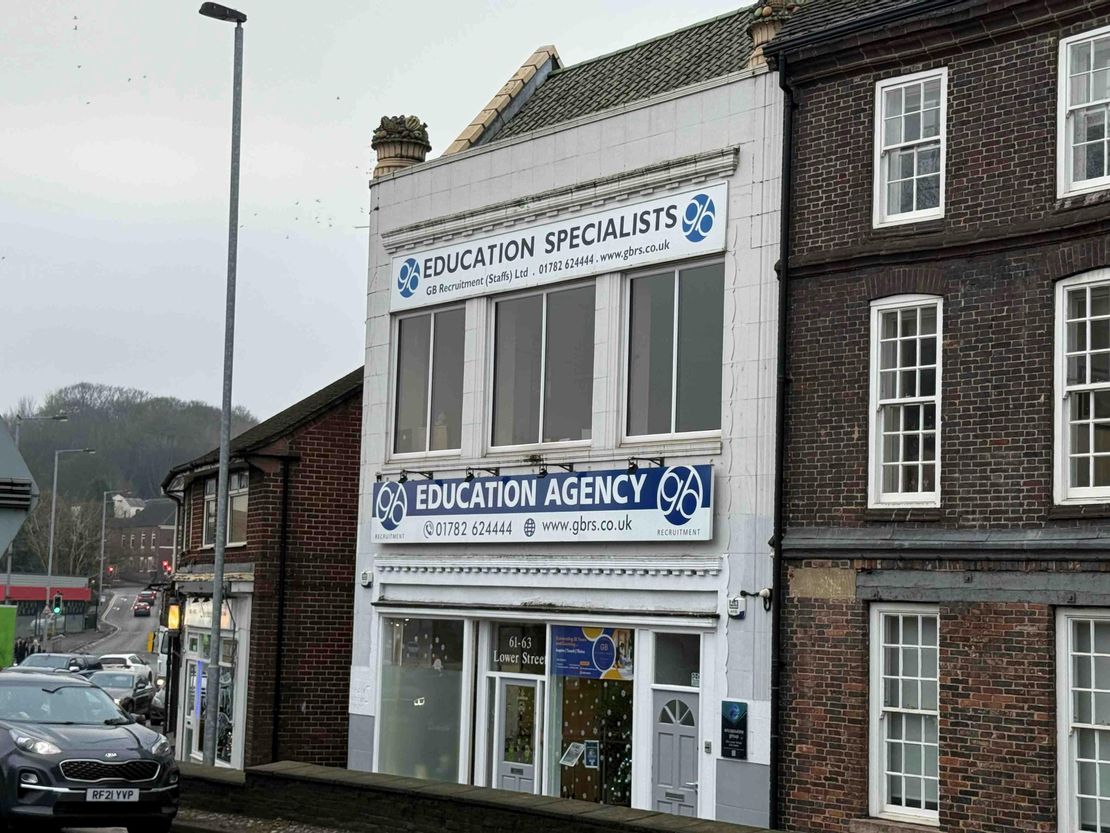 First floor, 63A Lower Street, Newcastle, ST5 2RS