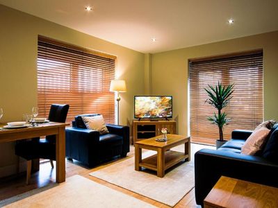 Property Image for 100-102 East Street / 57 & 59 Queensway / Eighteeneast 65 Queensway Southampton Hampshire SO14 3BL