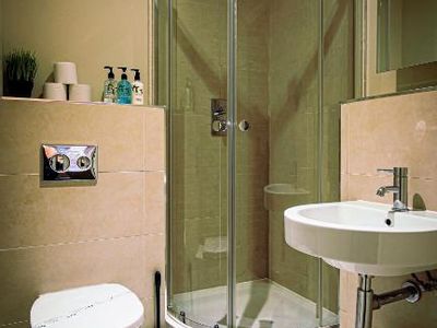 Property Image for 100-102 East Street / 57 & 59 Queensway / Eighteeneast 65 Queensway Southampton Hampshire SO14 3BL