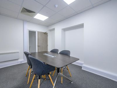 Property Image for Suite 4 The Premium Inn, Altofts Lane, Castleford, West Yorkshire, WF10 5PZ