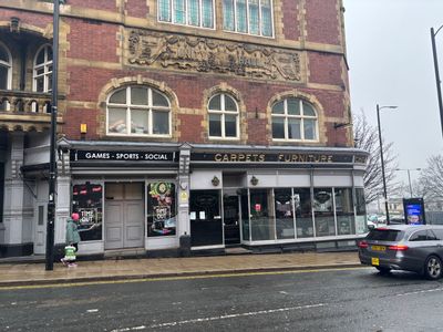 Property Image for 81 Westgate, Wakefield, WF1 1EP