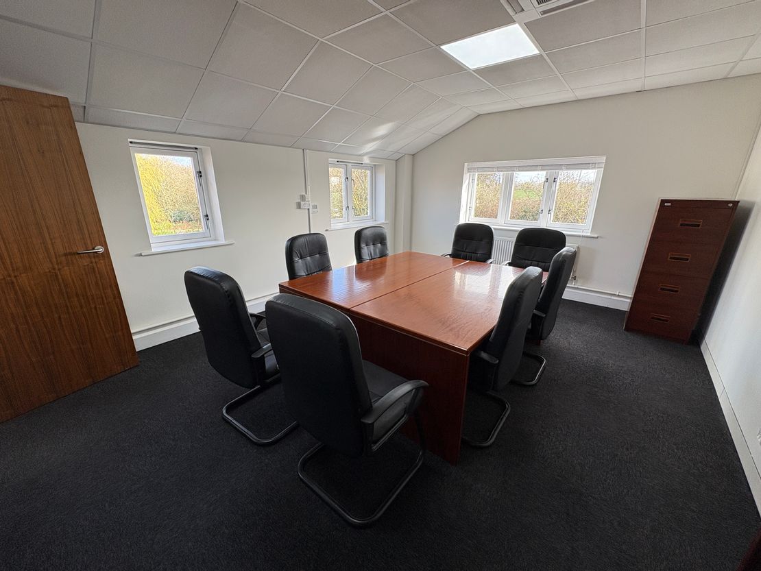 Pulford House, Bell Meadow Business Park, Park Lane, Pulford, Chester, Cheshire, CH4 9EP